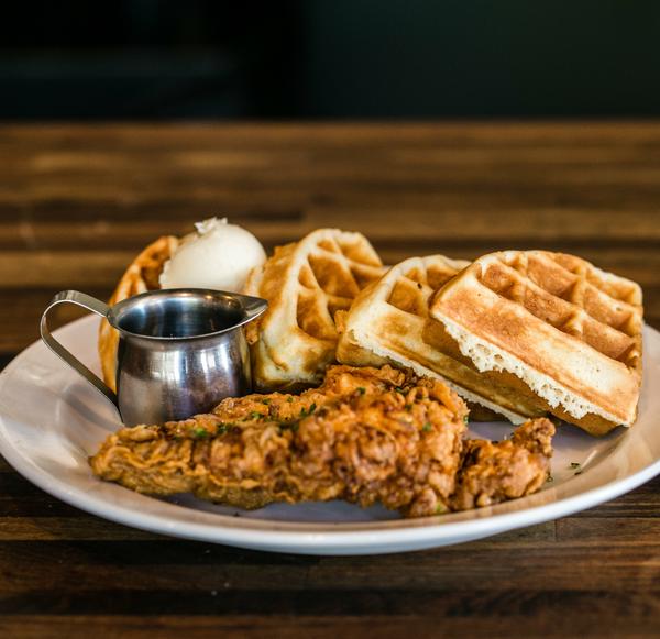 Chicken and Waffles Brunch Meal Instructions